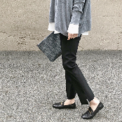 gu Loafer