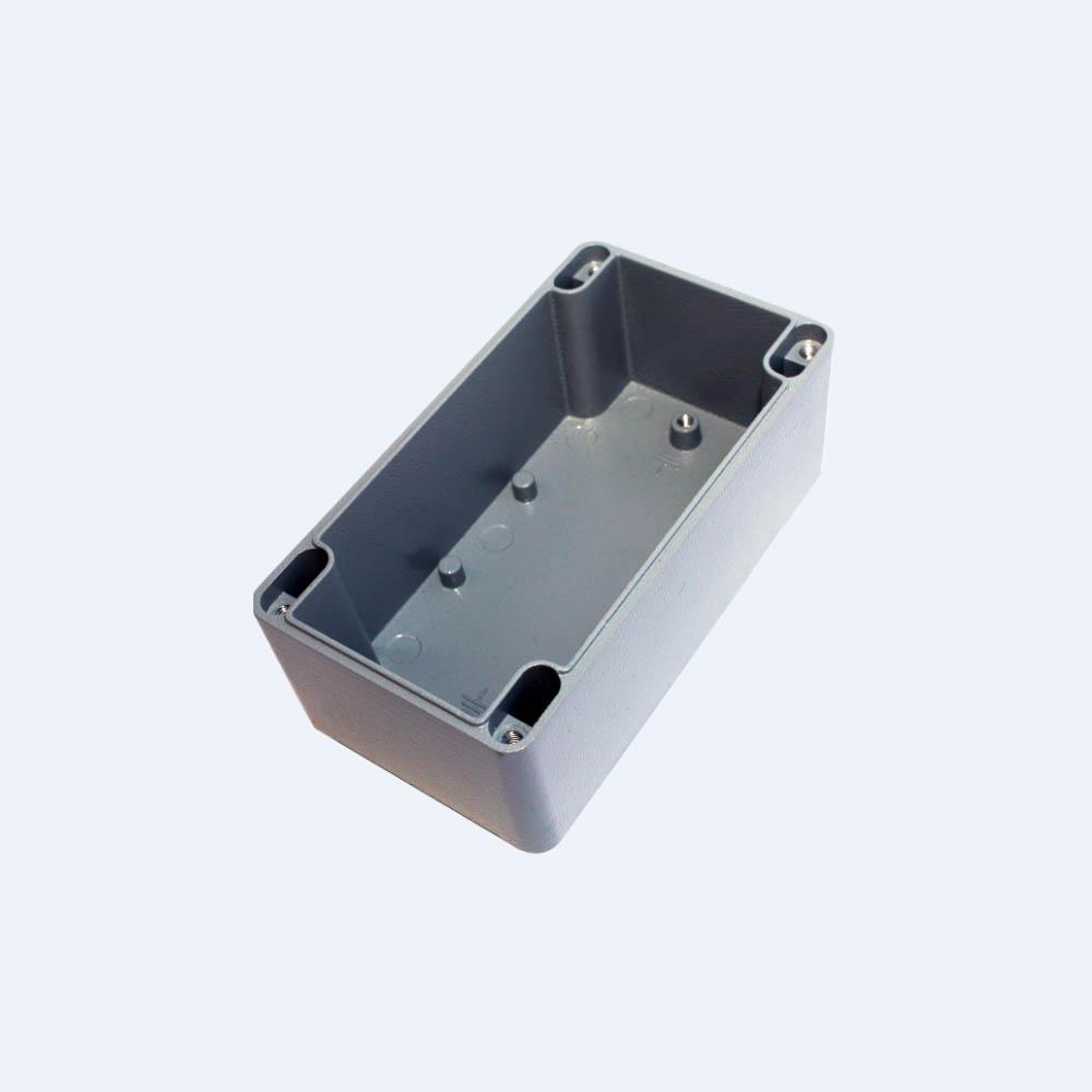 Aluminum box