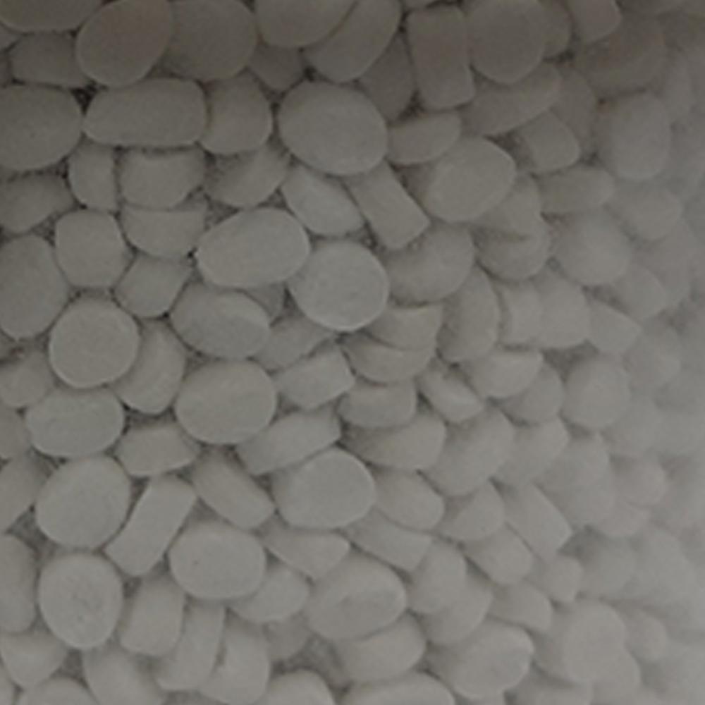 WHITE MASTER BATCH