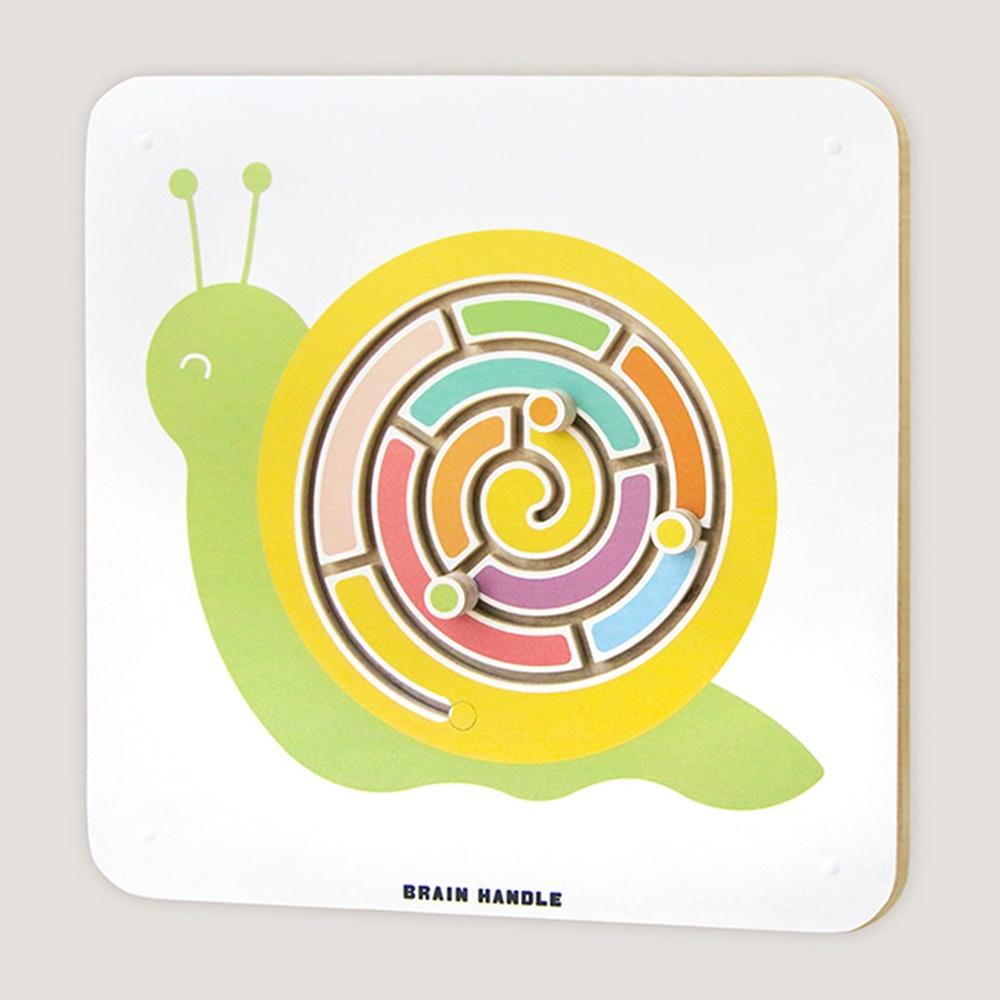 hand drawing snail