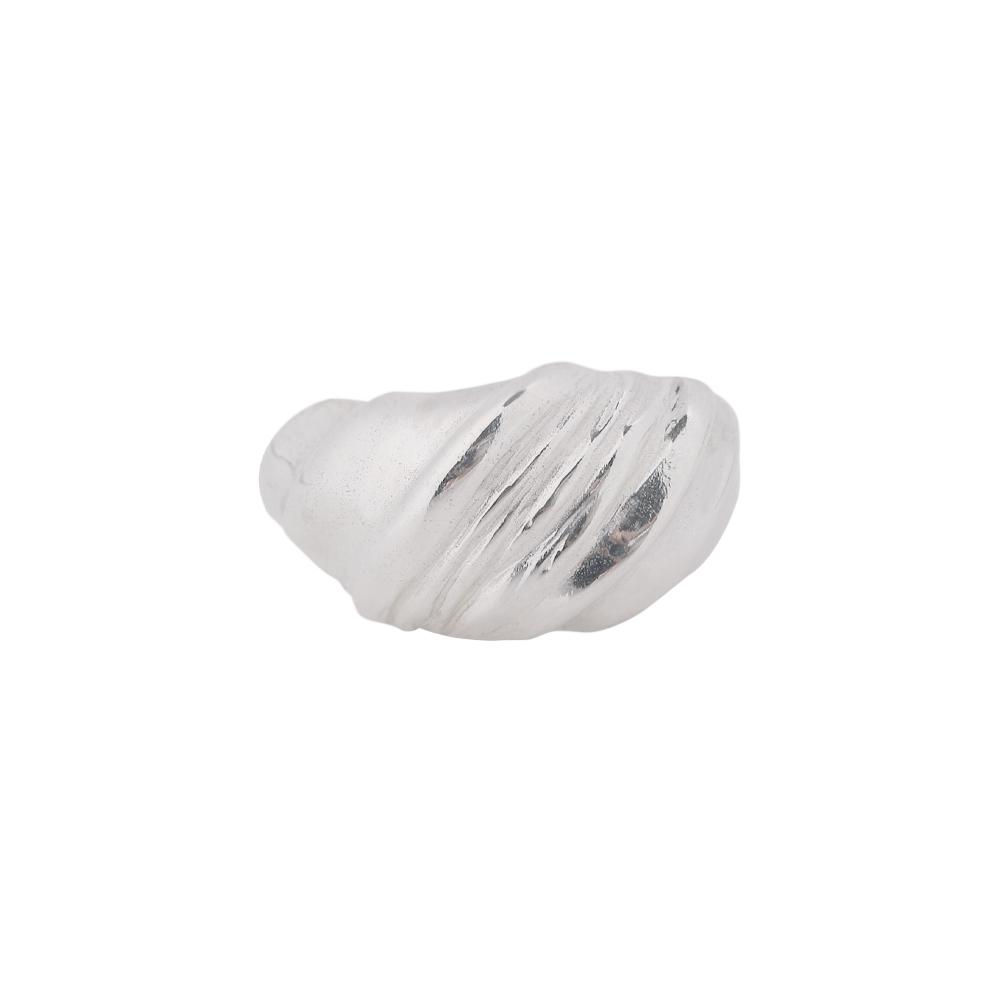 Big tide ring_ R38 [Where light lingers]