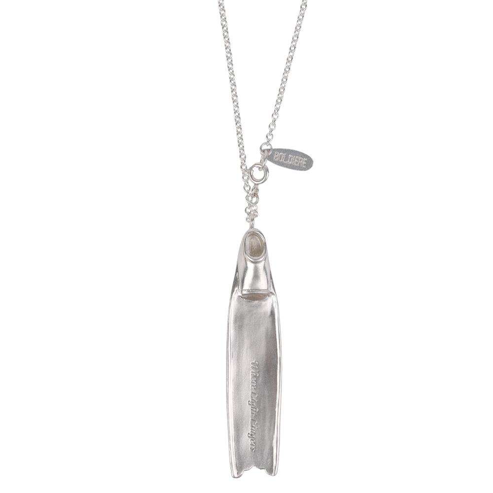 Divers necklace_ N26 [Where light lingers]